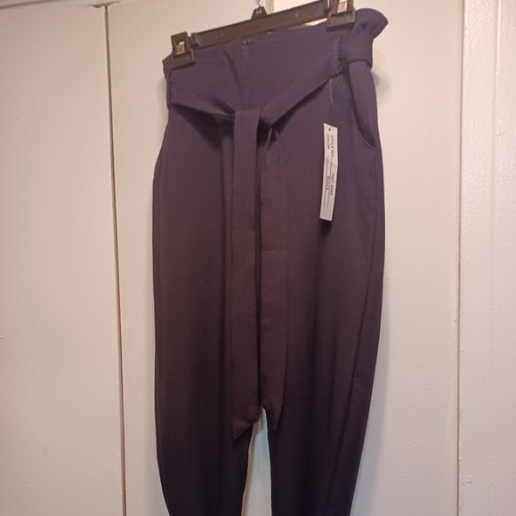 like an angel Pants - Like an Angel Black Ankle Tie Pants Size large